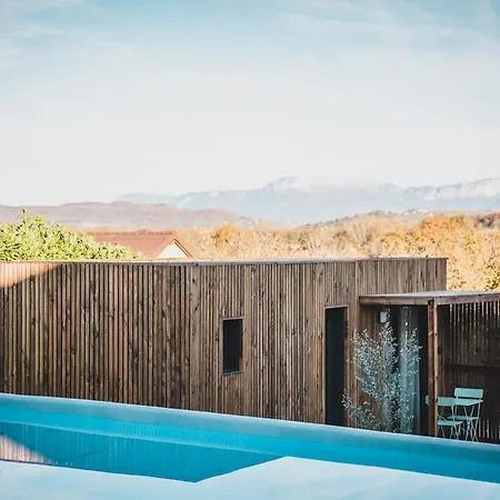 Le Du Hameau